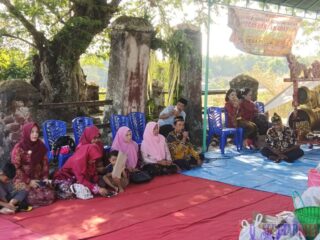 Lestarikan Warisan Leluhur, Pemdes Pojok Magetan Gelar Bersih Desa "Angleluri Budaya Jawi"