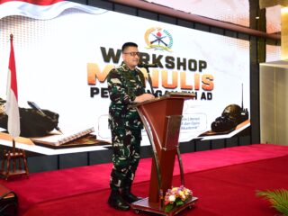 Kemampuan Menulis di Era Digital, Kadispenad: Ala Bisa Karena Biasa
