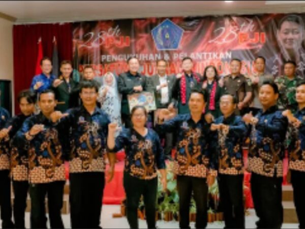 PJI Indramayu Resmi Dikukuhkan, Ketua Umum Ingatkan Penegak Hukum Berpijak pada UU Pers*